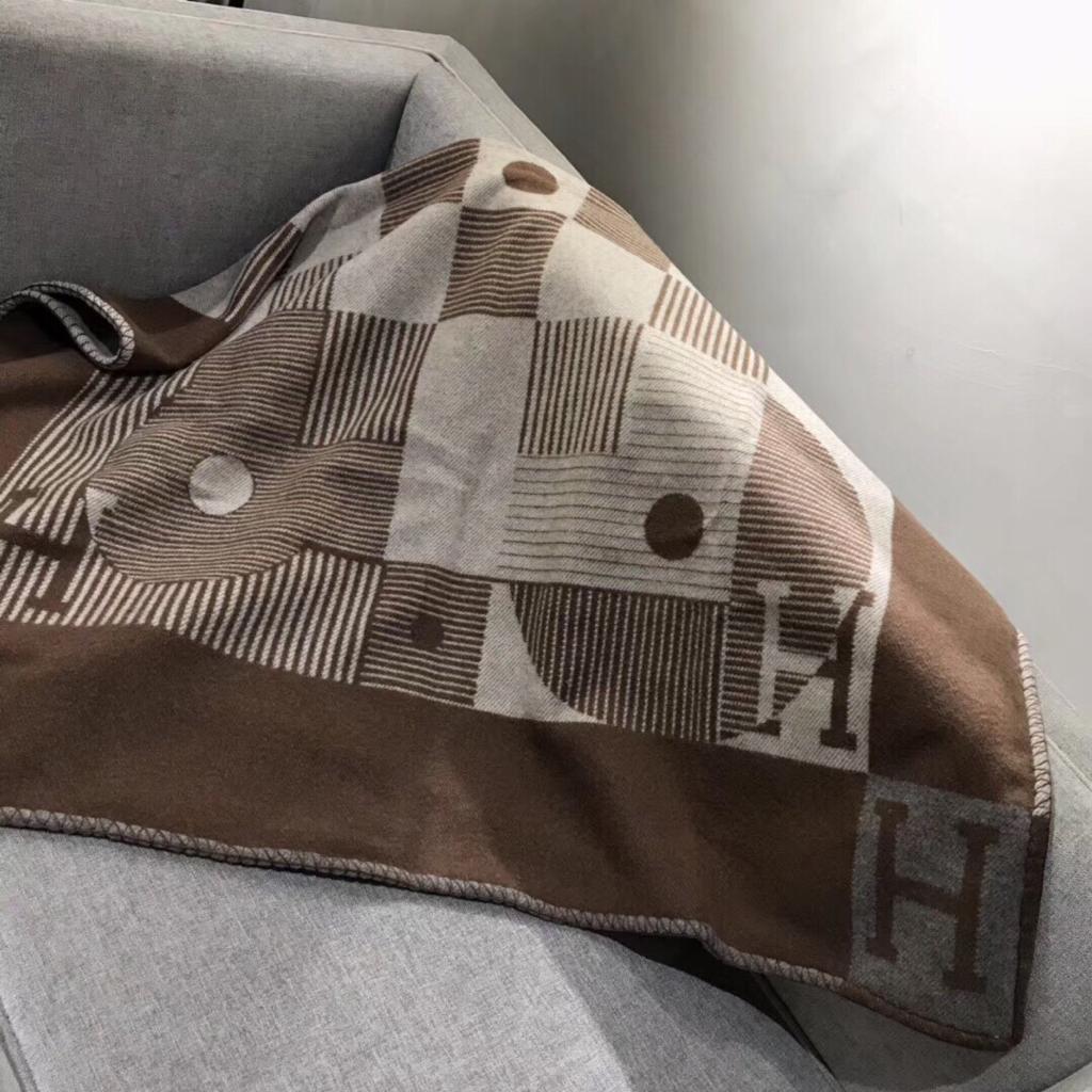Hermes Blanket