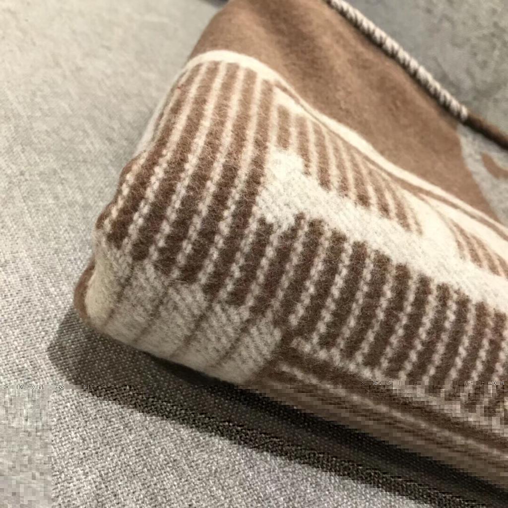 Hermes Blanket