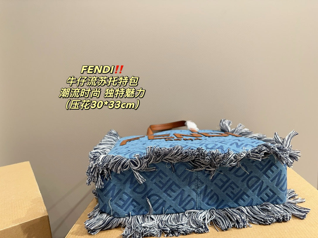 Fendi Denim Tote bag