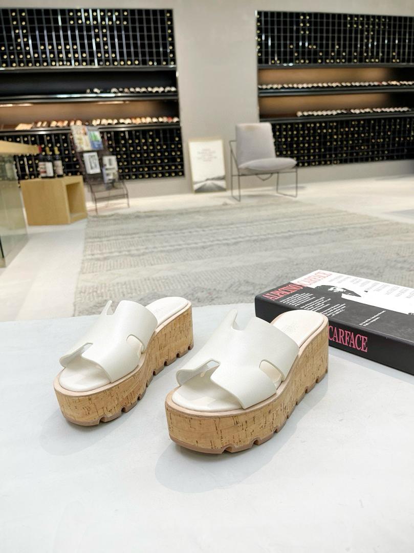 Hermes Platform Sandal