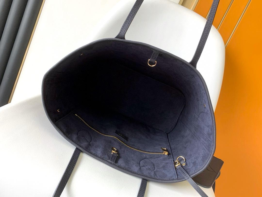 Louis Vuitton Neverfull empreinte MM NAVY