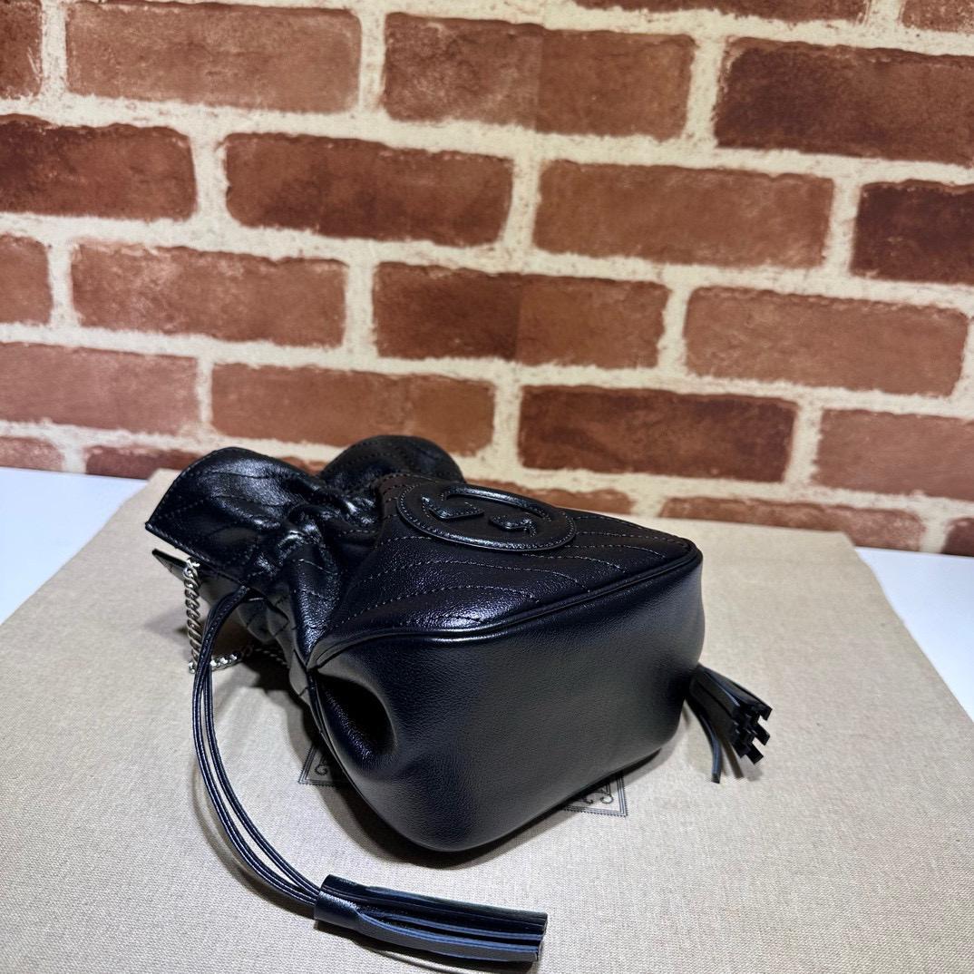 Gucci Blondie Mini Bucket bag