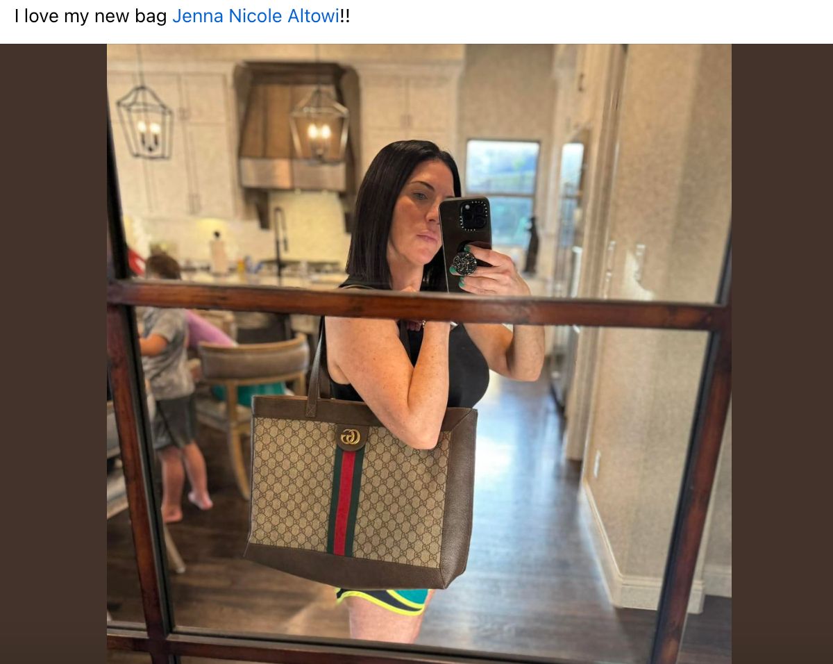 A Review of Gucci Ophidia Medium Tote bag