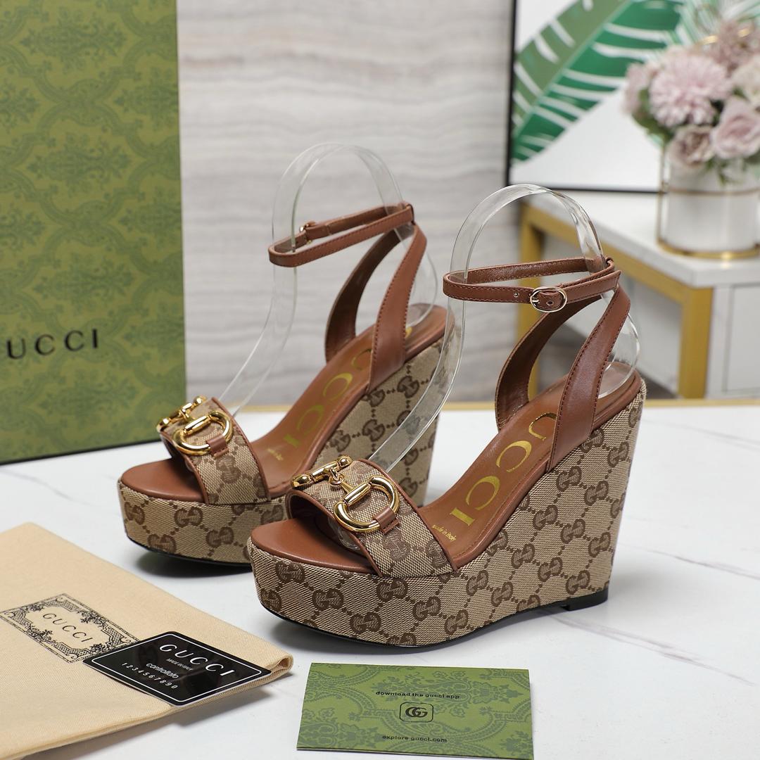 Gucci Wedges