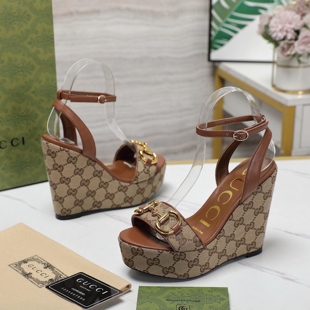 Gucci Wedges