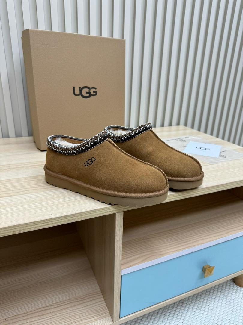 UGG Tasman Slipper