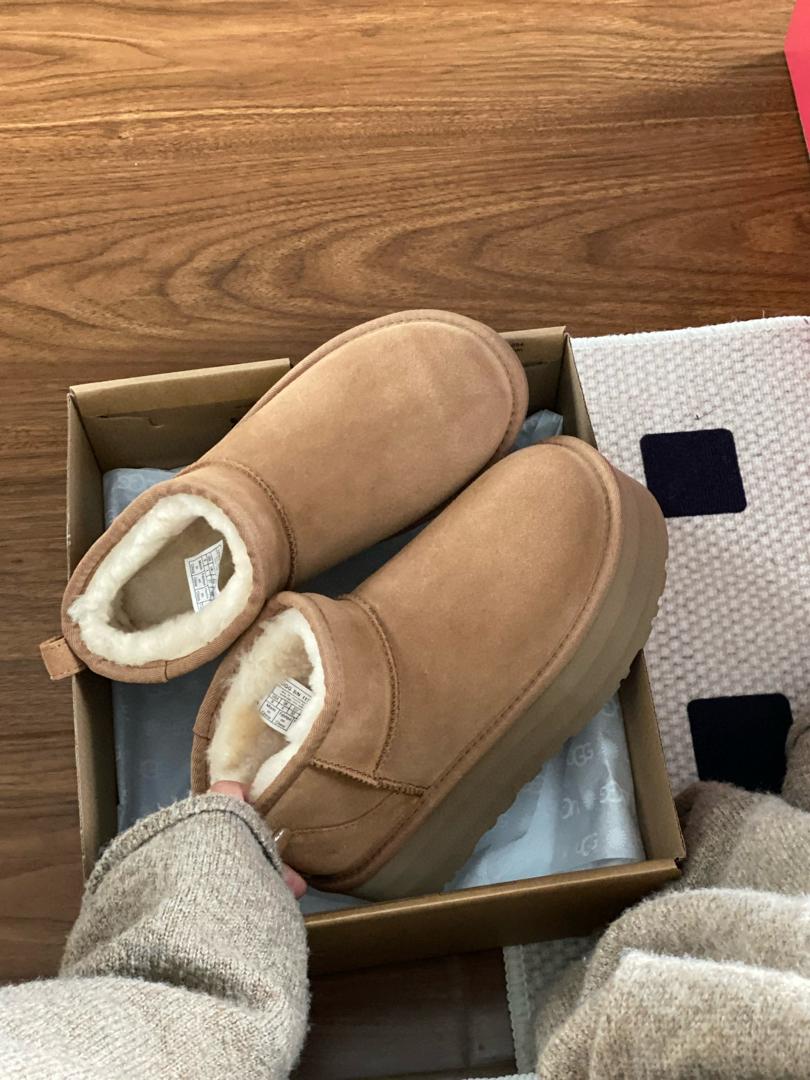 UGG Classic Ultra Mini Platform