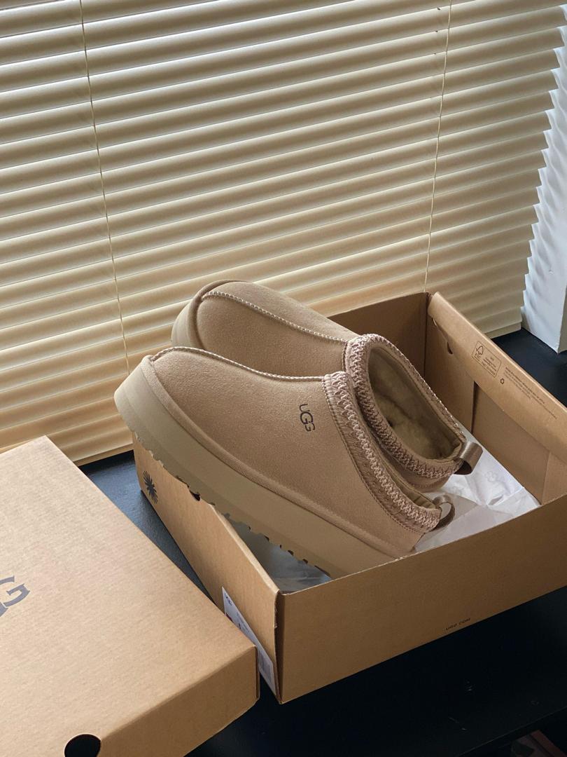 UGG Women's Tazz