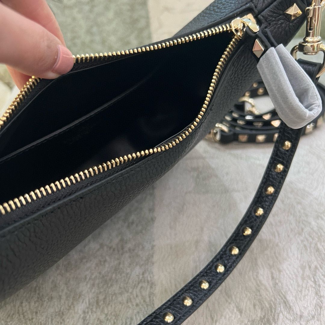 Valentino Rockstud Hobo bag