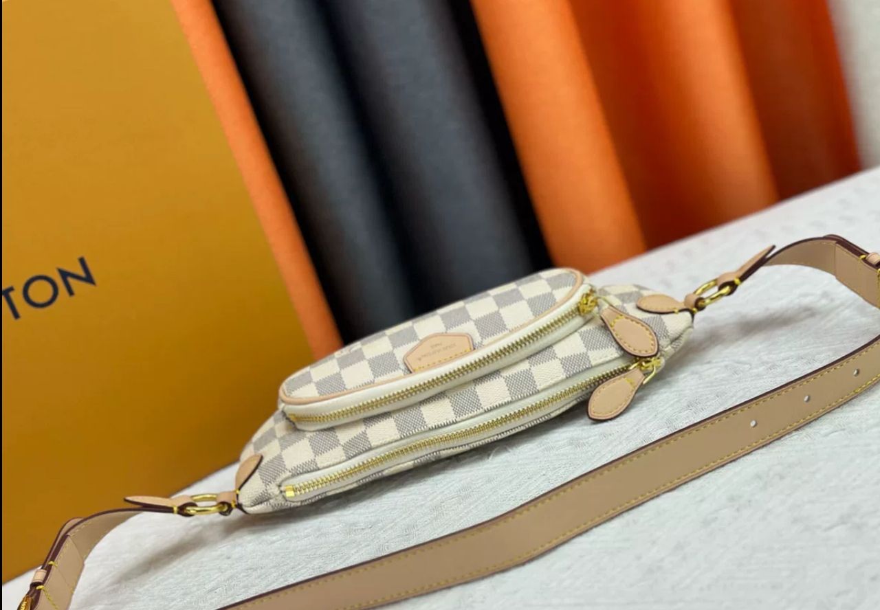Louis Vuitton Keepit bumbag