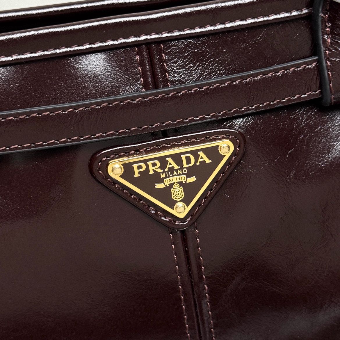 Prada Medium Bonnie tote bag