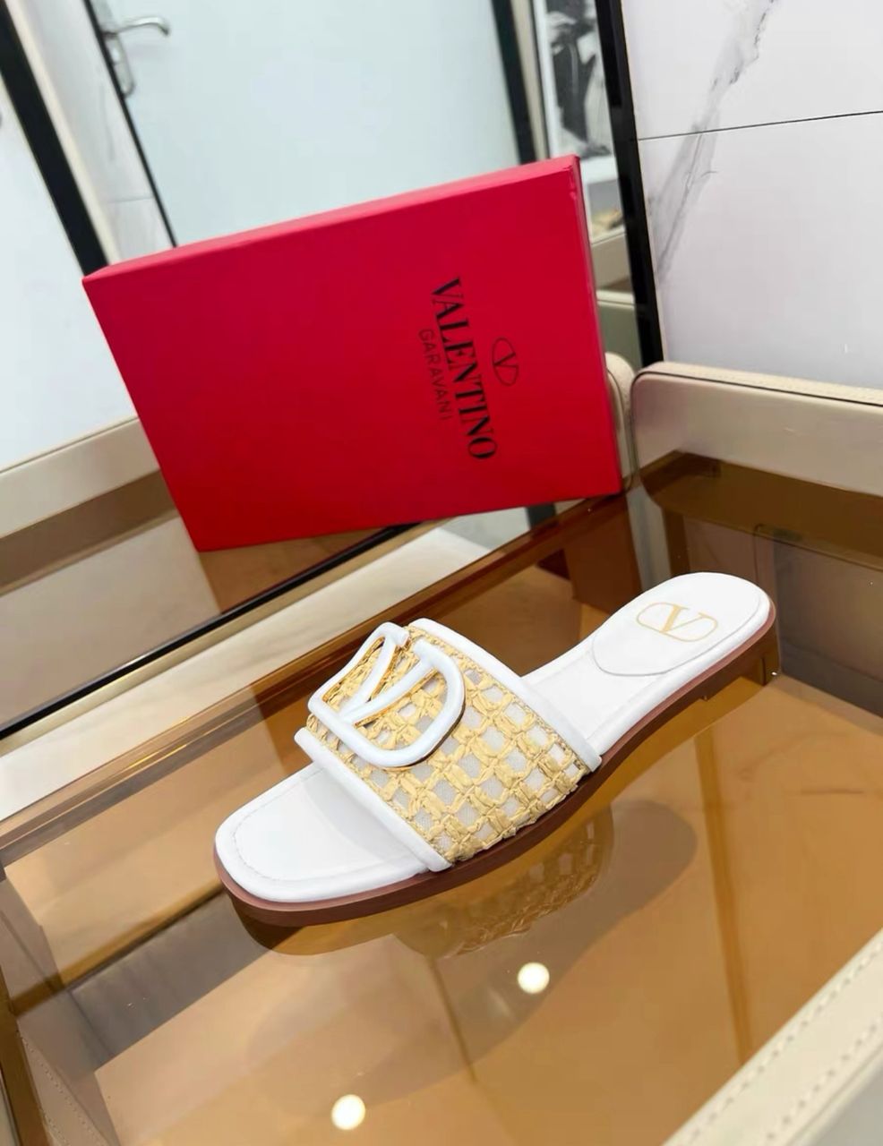 Valentino Slides
