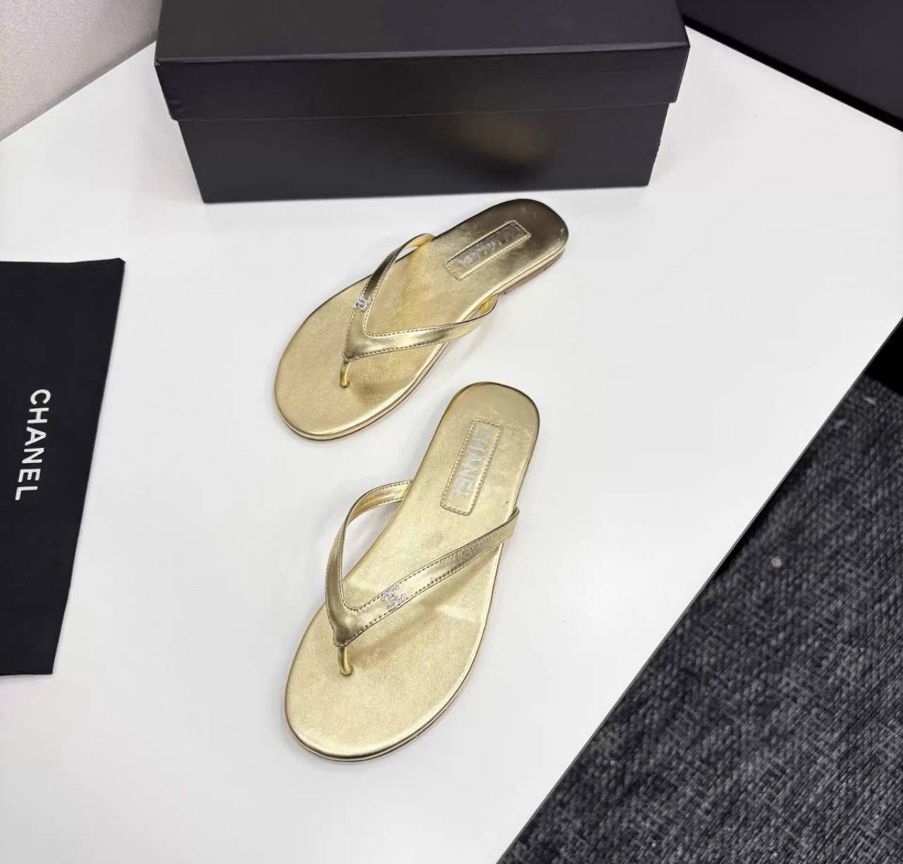 Chanel Slides