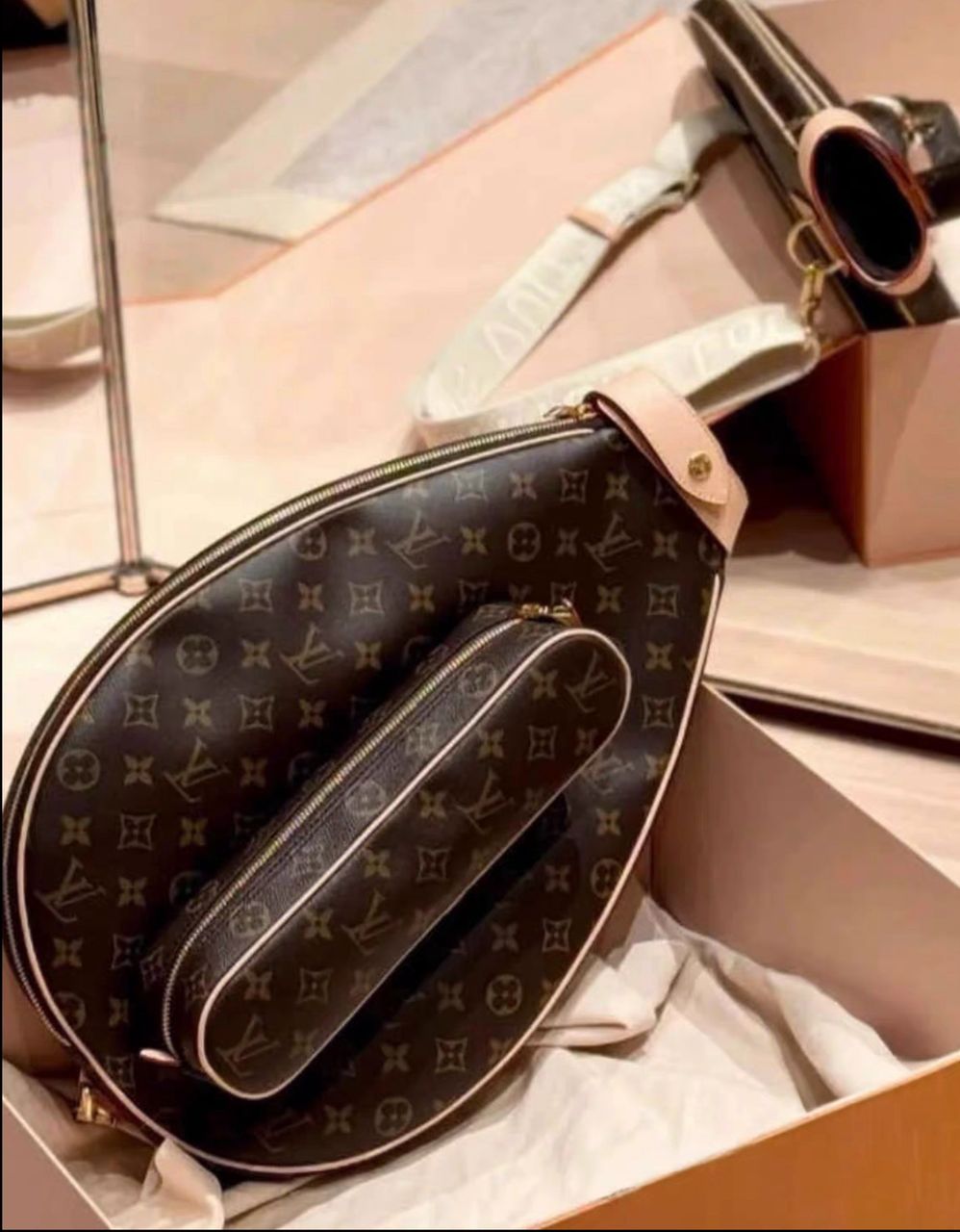 Louis Vuitton Suzanne Etui Racket Pouch