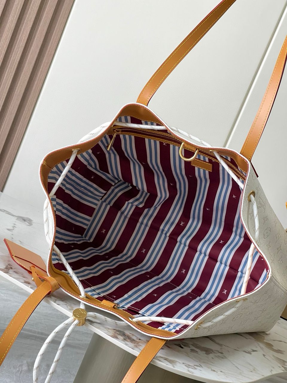 Louis Vuitton Marina Tote G71