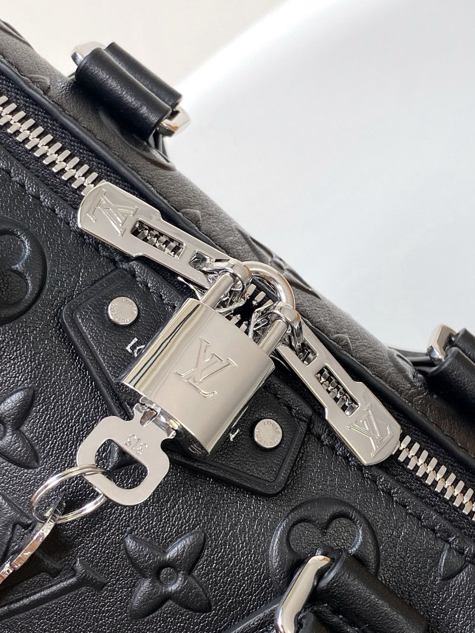 Louis Vuitton Speedy Trunk 20