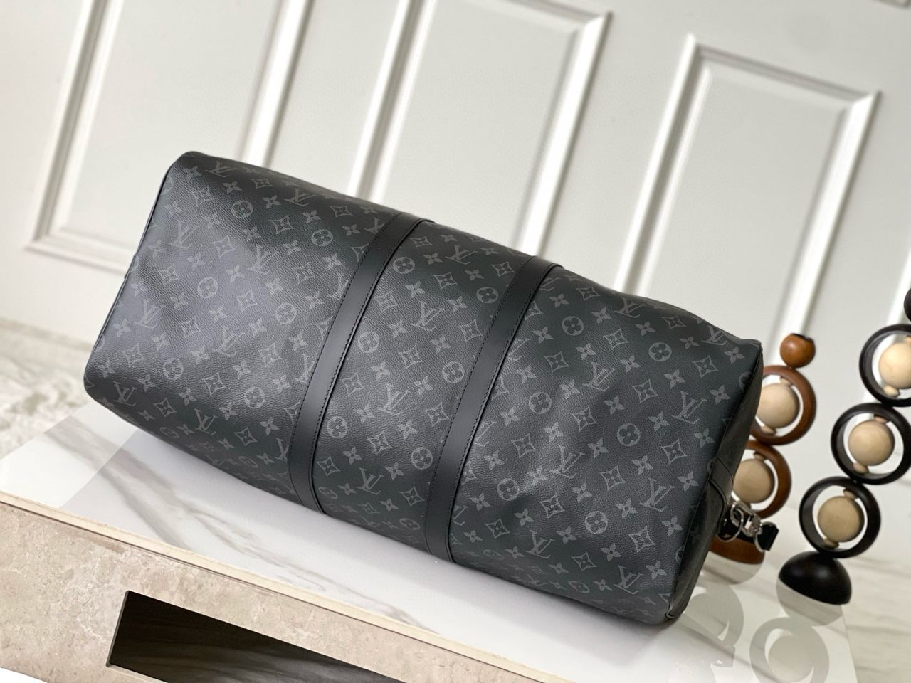 Louis Vuitton Keepall Bandoulière 55 Monogram Eclipse