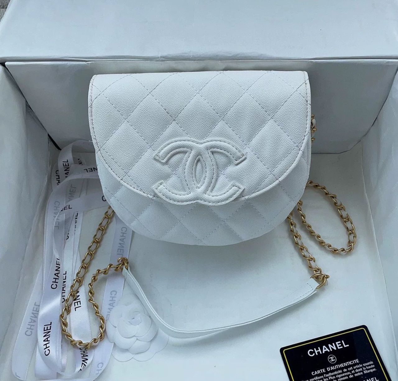 Chanel Chain Crossbody bag