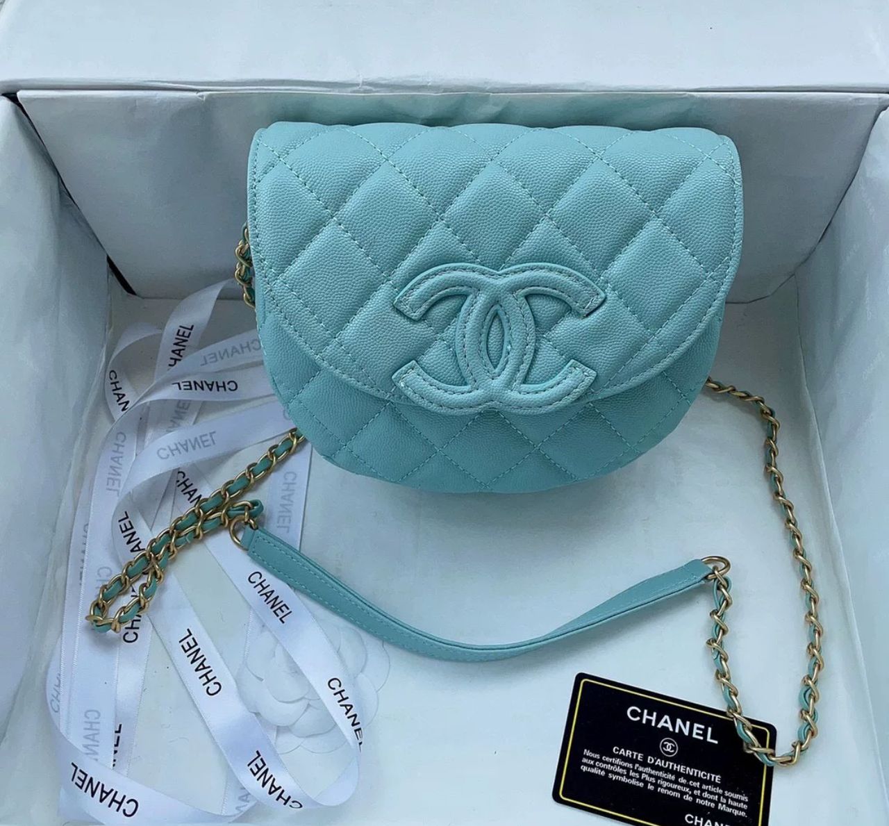 Chanel Chain Crossbody bag