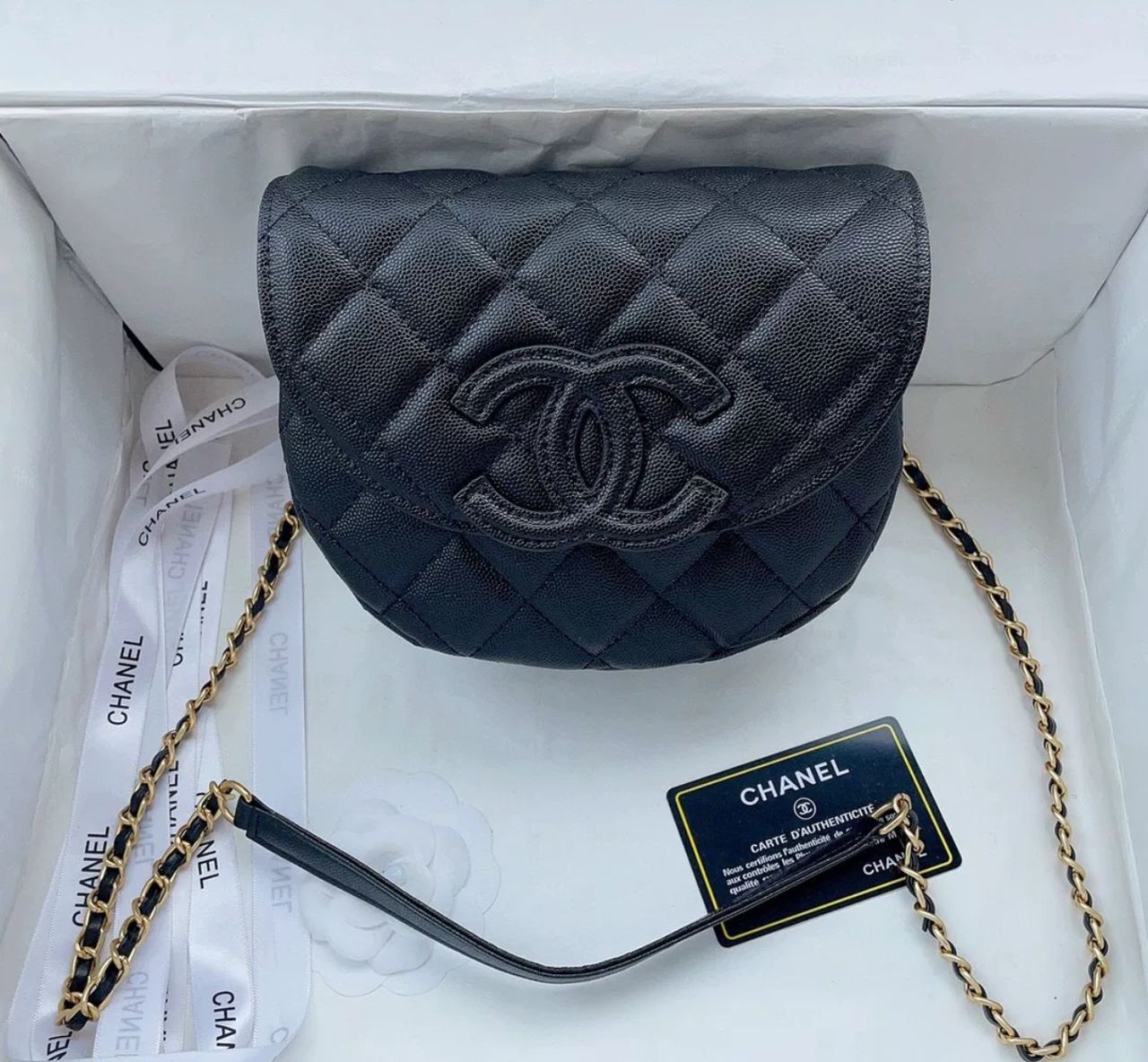 Chanel Chain Crossbody bag