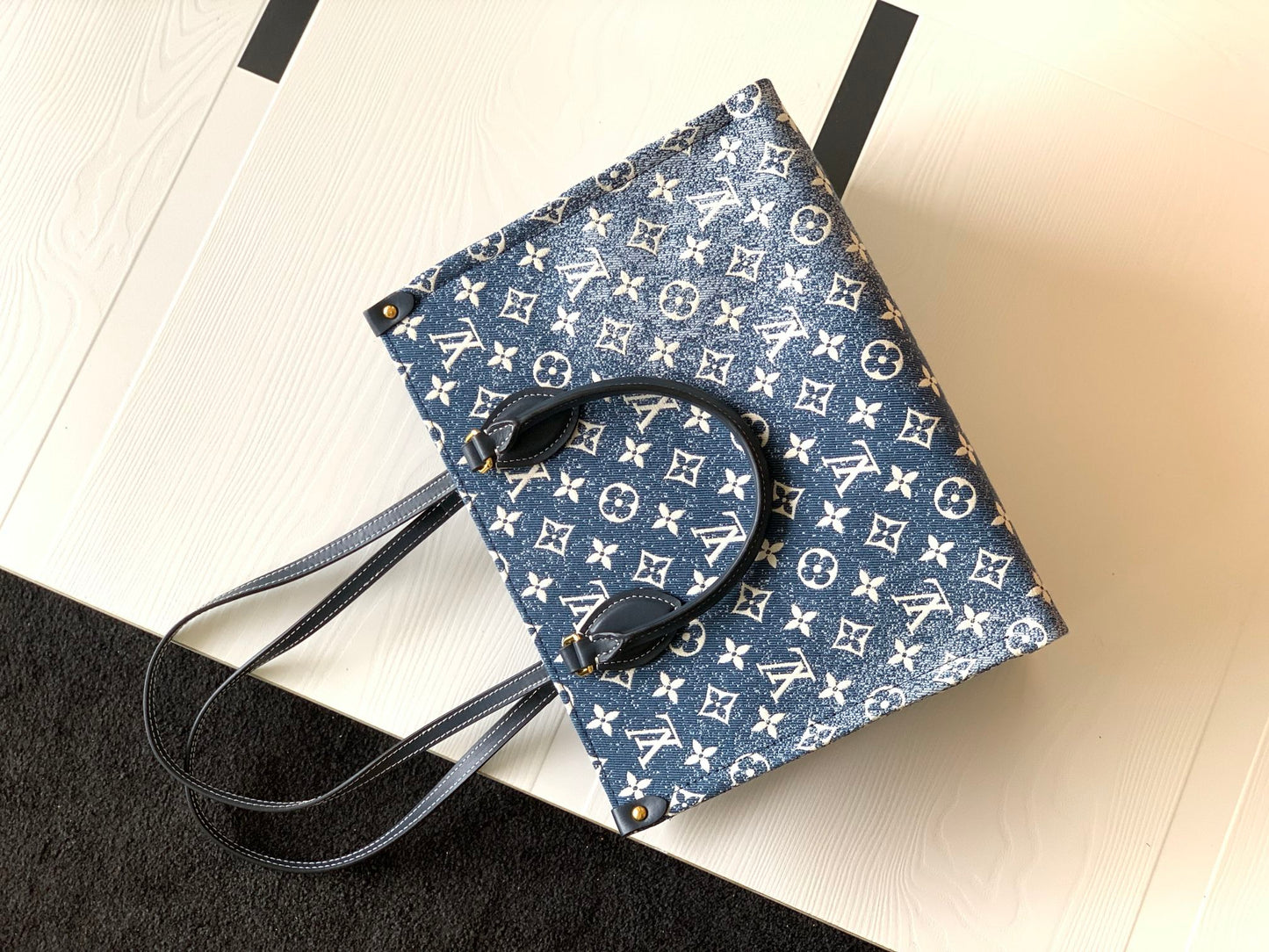 Louis Vuitton Onthego MM Denim