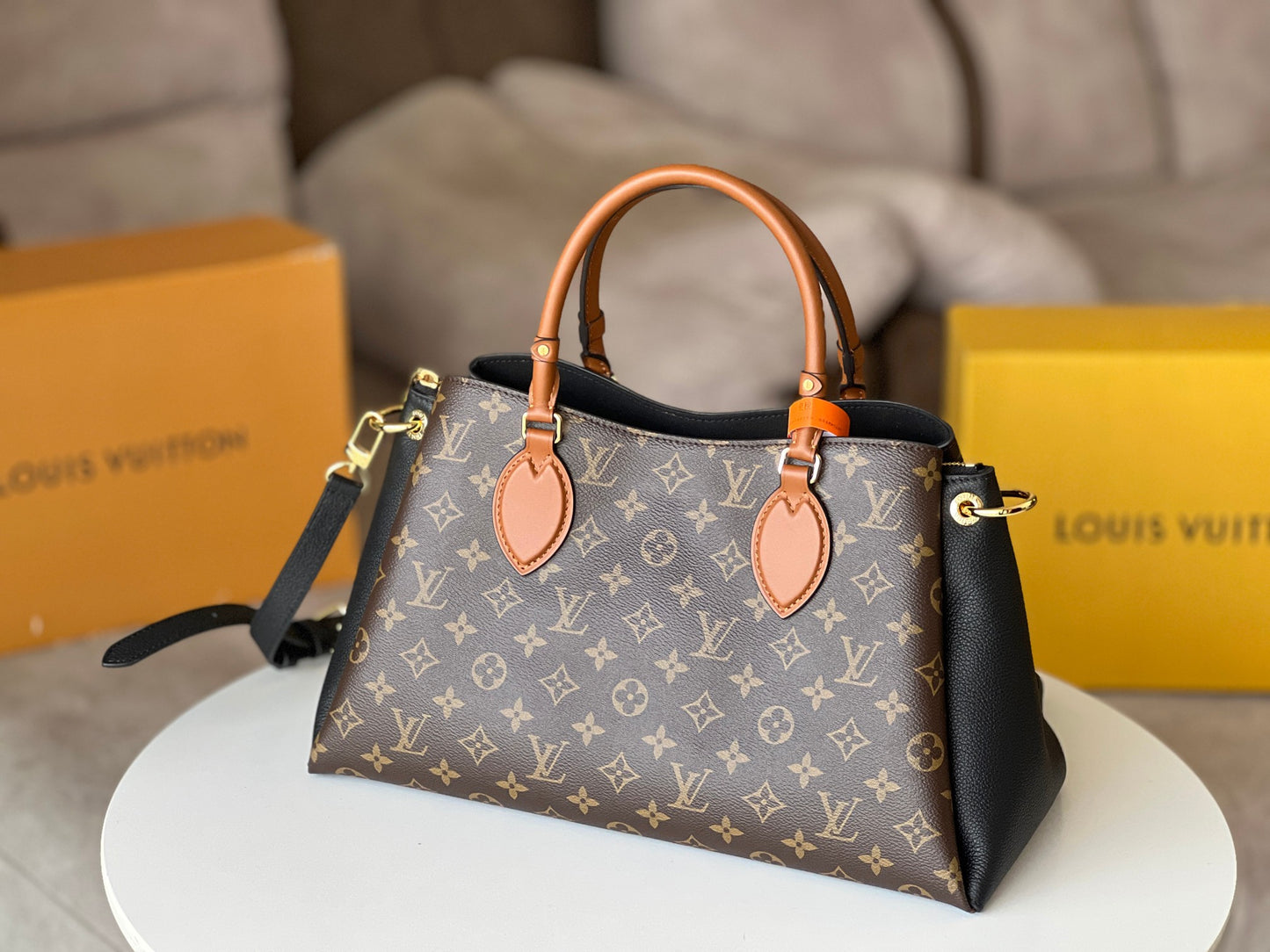 Louis Vuitton Opera PM