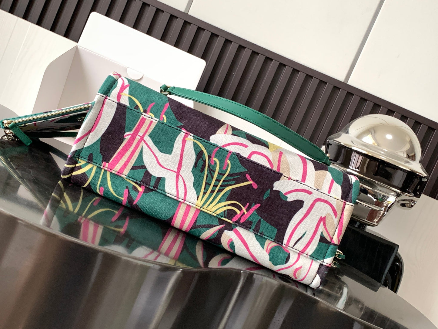 Chanel Tote Bag Deauville