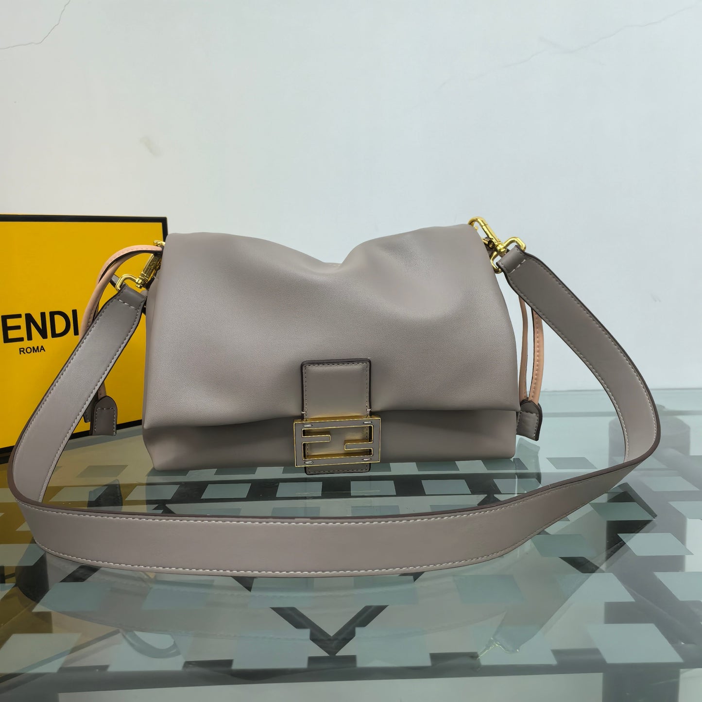 Fendi Mamma Medium baguette bag