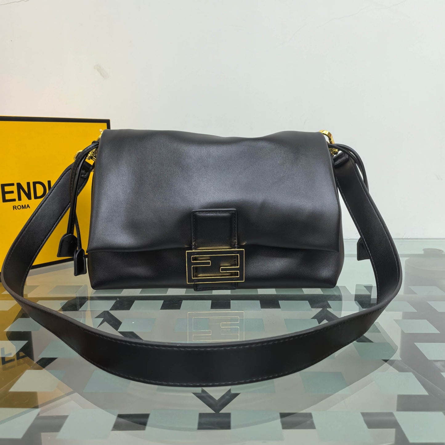 Fendi Mamma Medium baguette bag