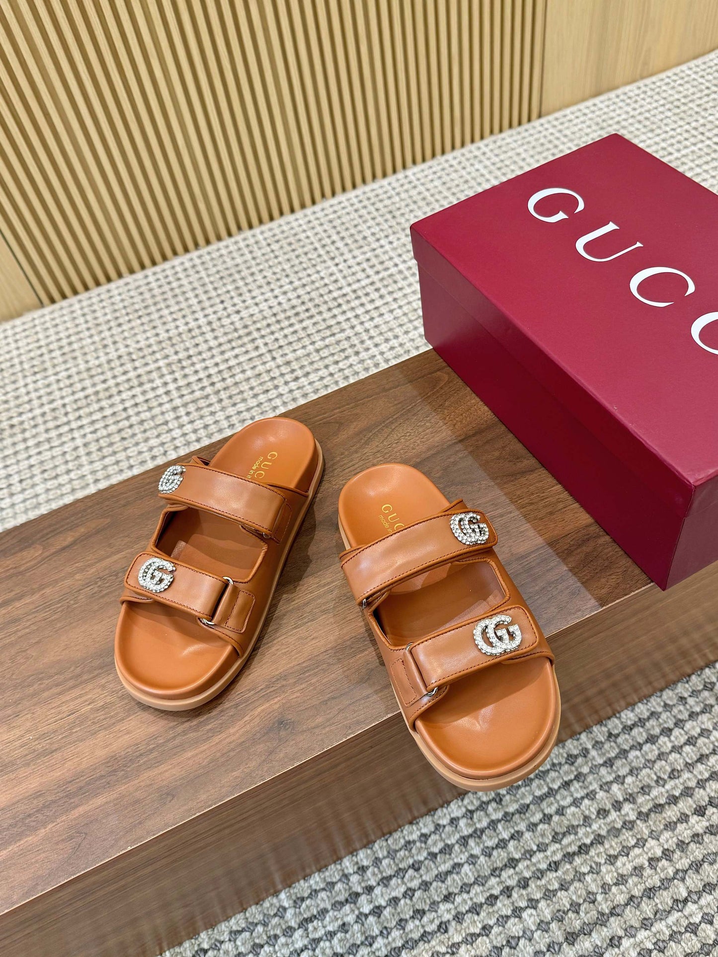 Gucci Leather Sandals