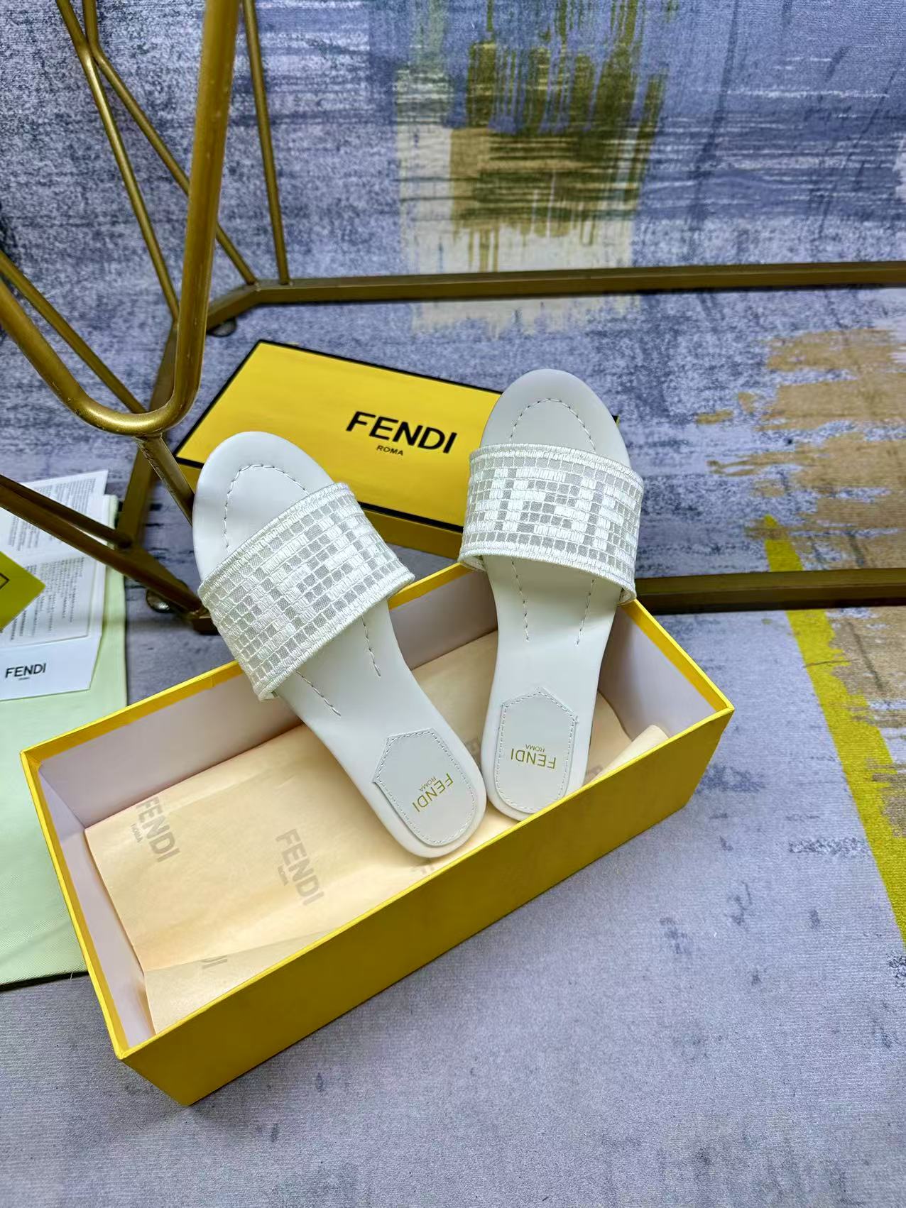 Fendi Slides