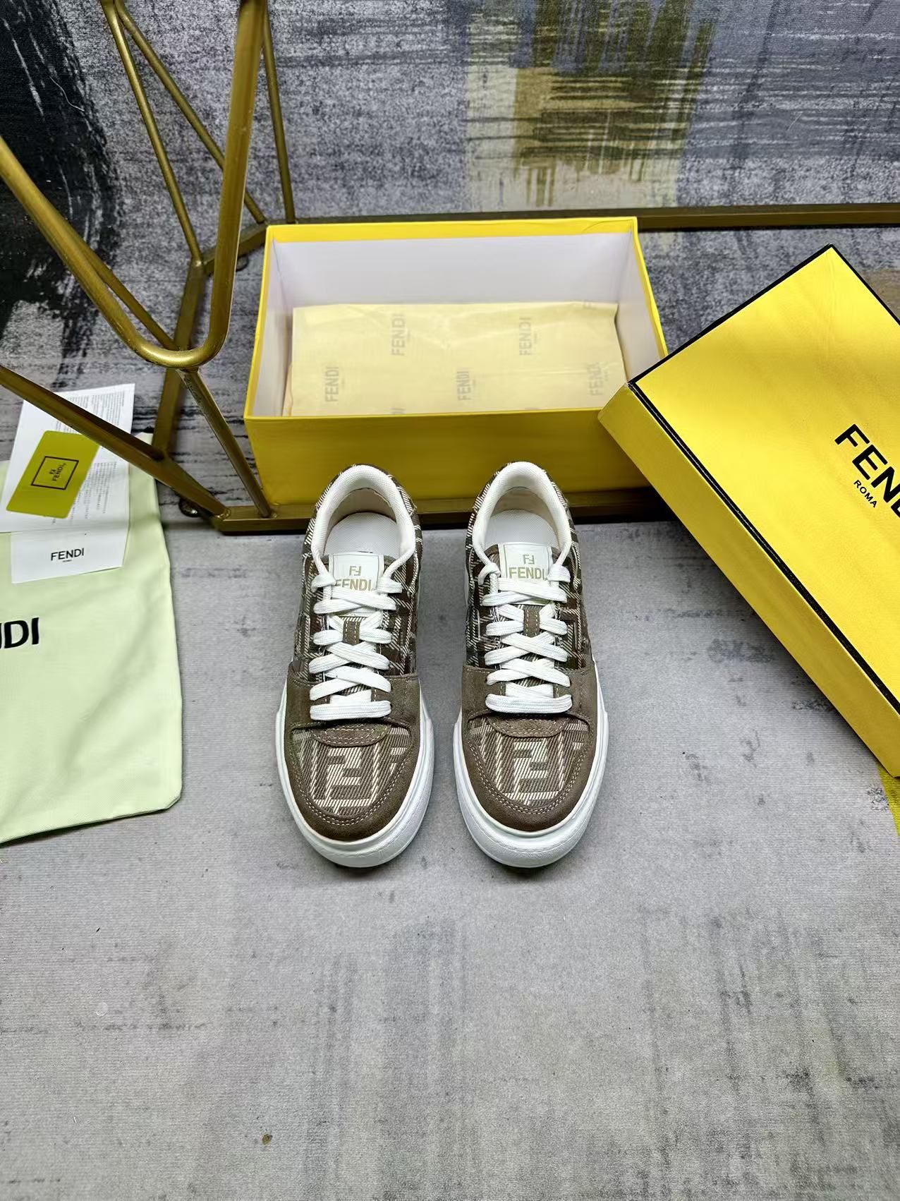 Fendi Sneakers