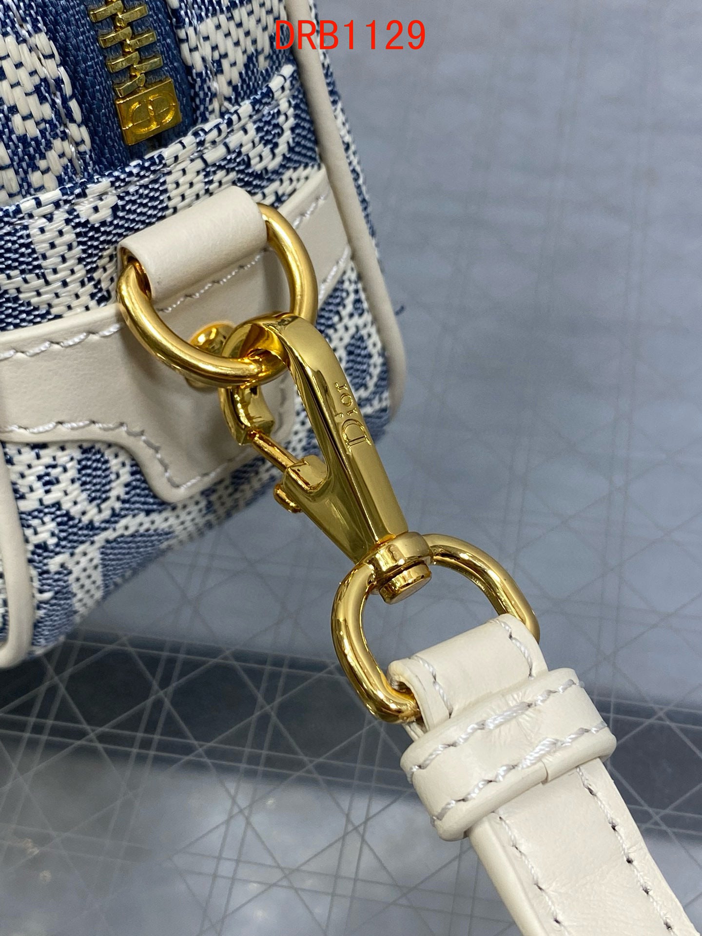 Dior D vibe mini bag
