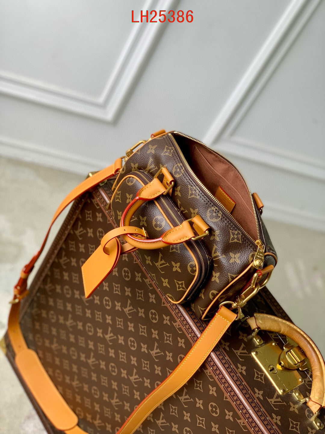 Louis Vuitton Keepall 25 Cargo Monogram