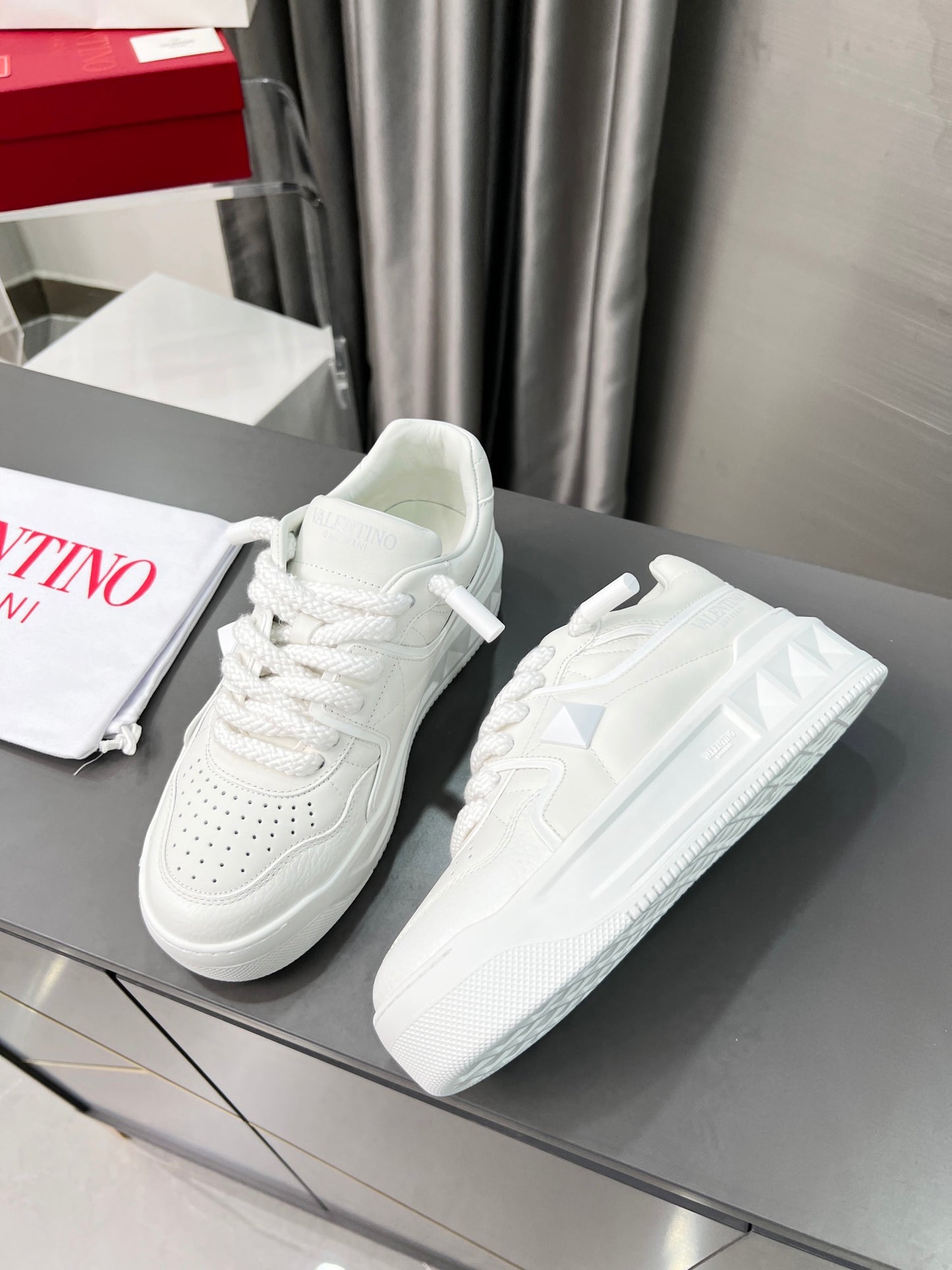 Valentino Sneakers