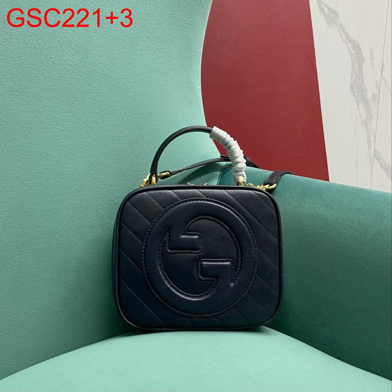 Gucci Blondie top handle bag