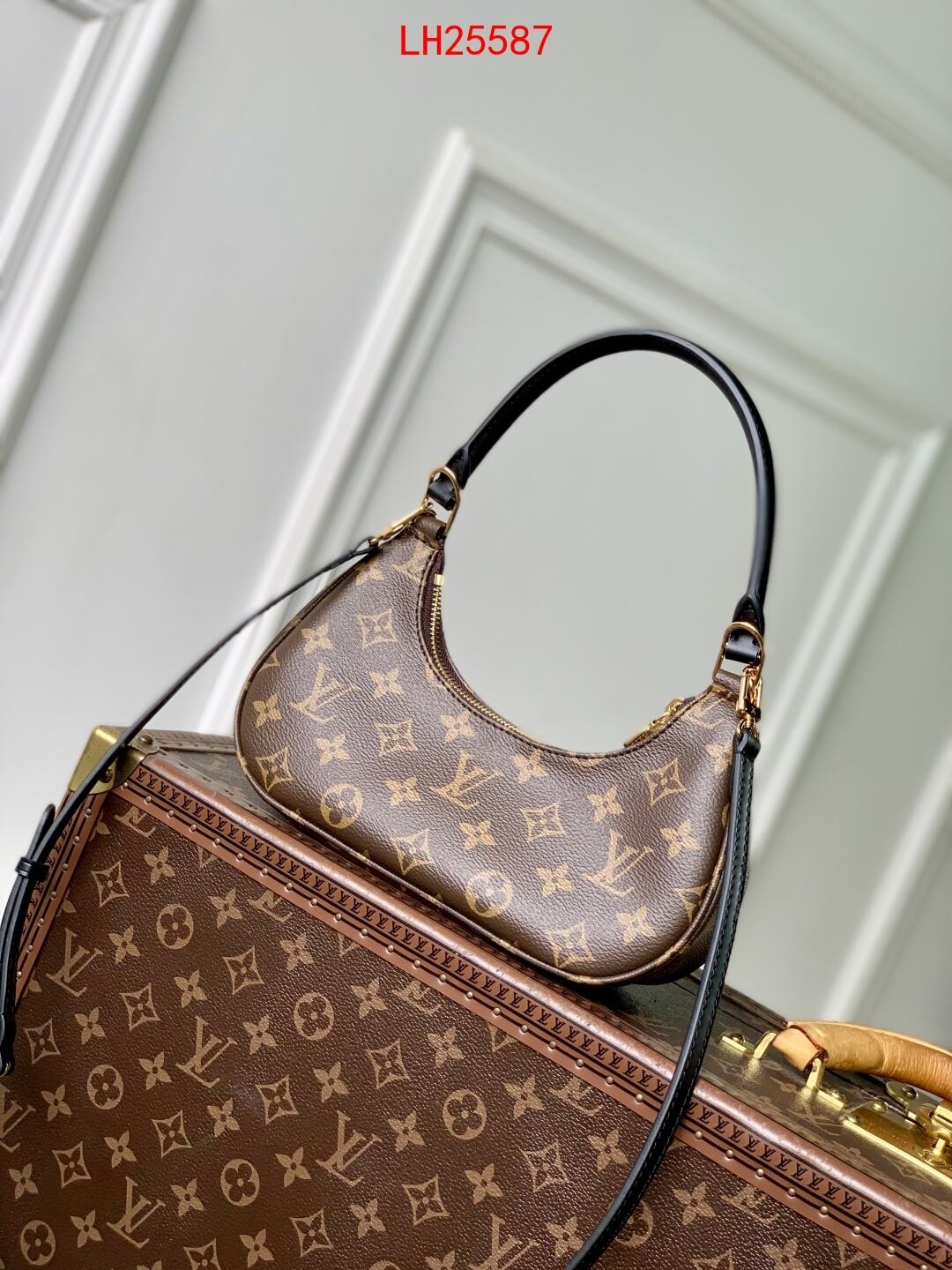 Louis Vuitton Catchy PM