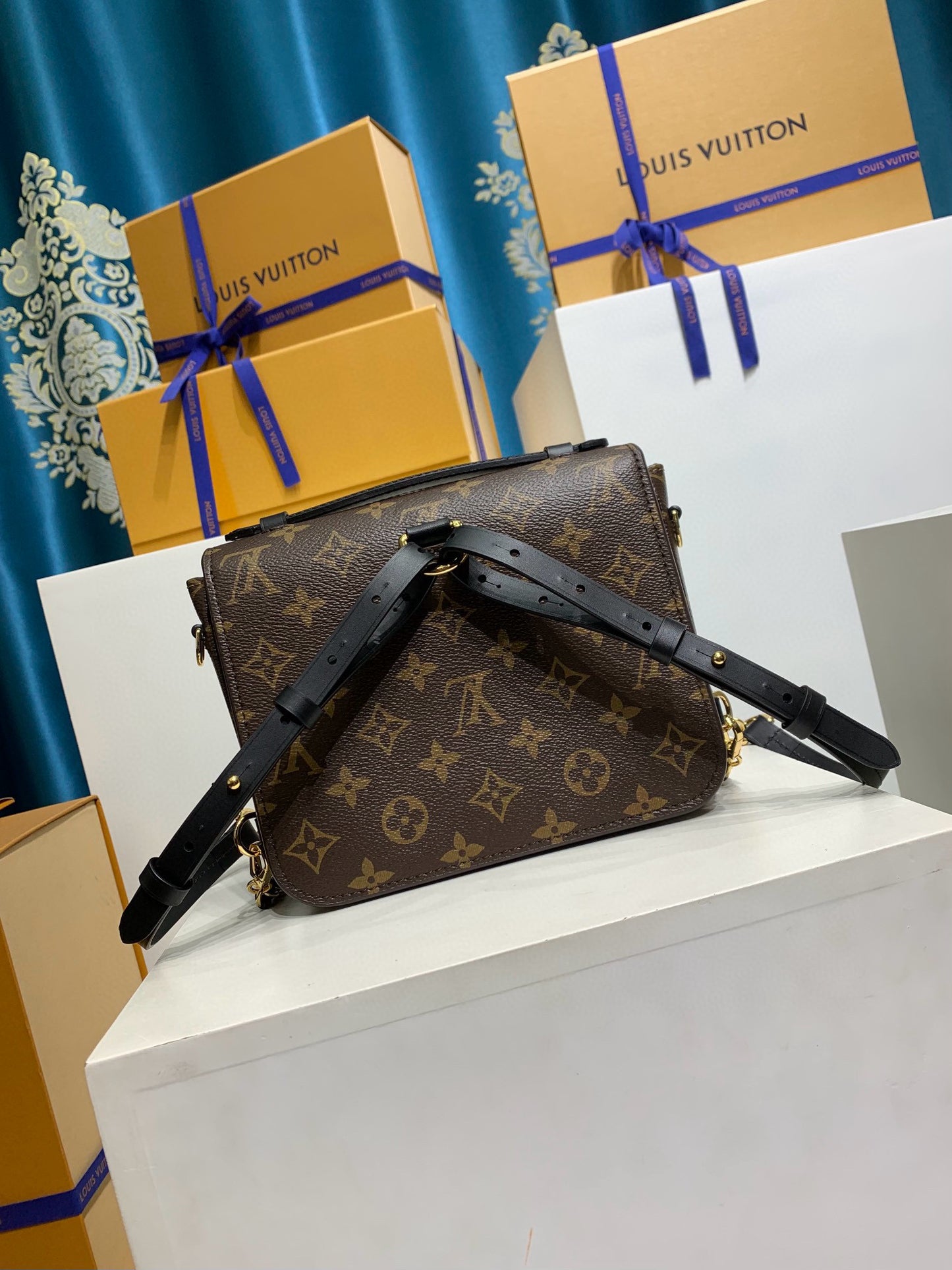Louis Vuitton Pochette Métis Backpack