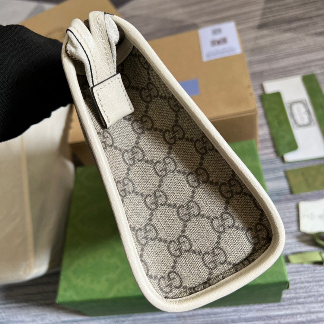 Gucci Ophidia GG toiletry case