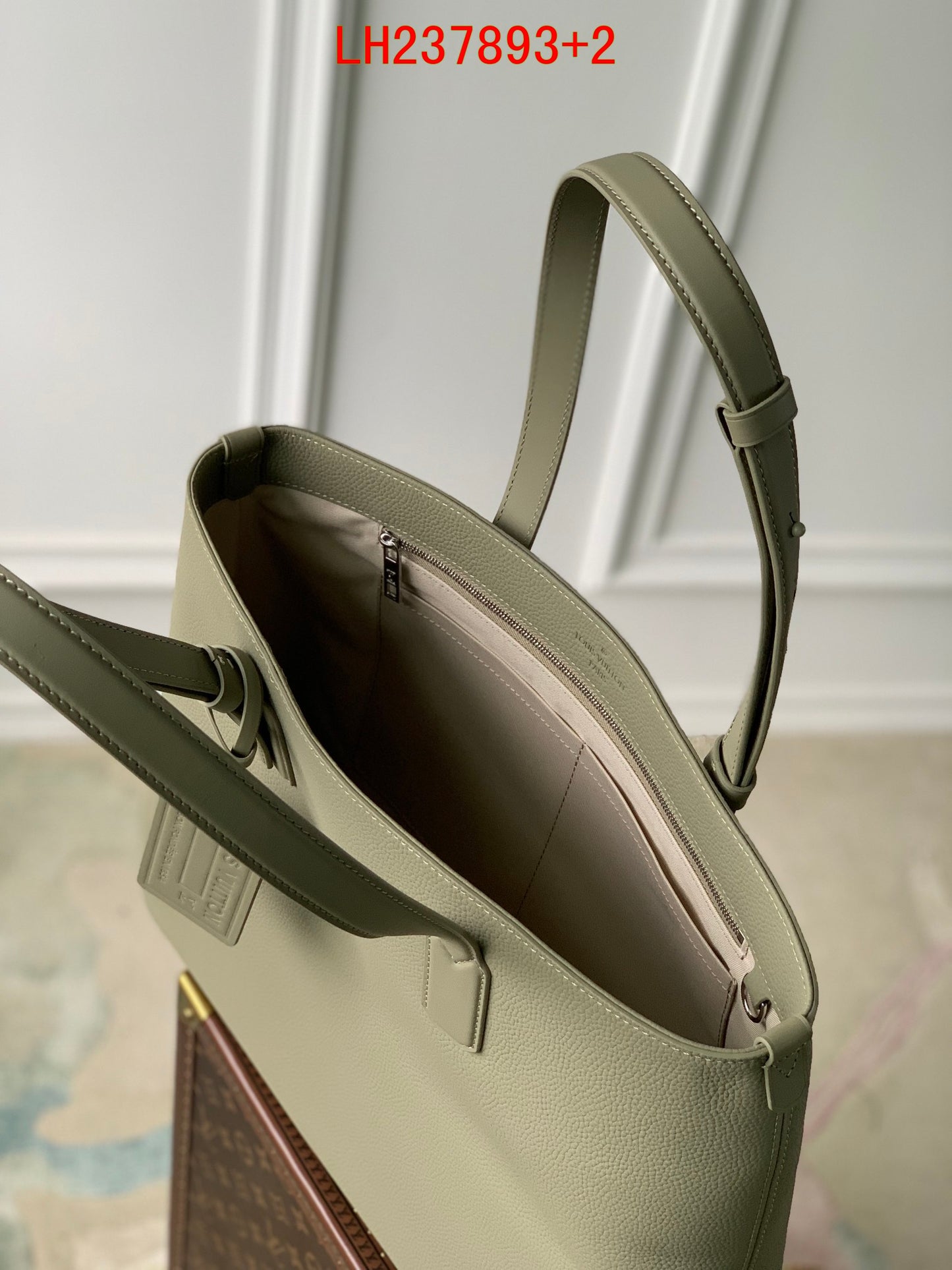 Louis Vuitton Fastline Tote