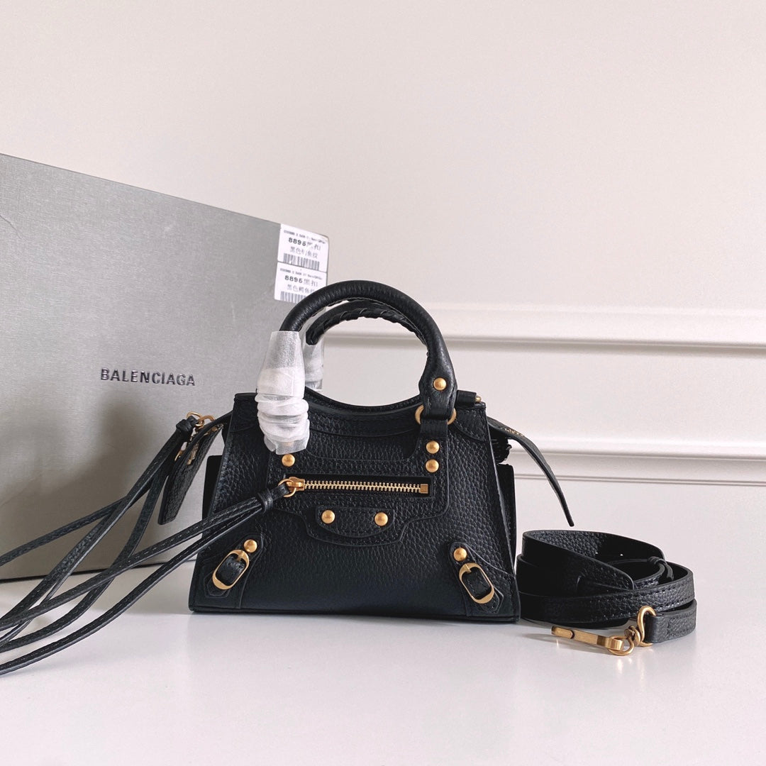 Balenciaga Neo Classic Bag