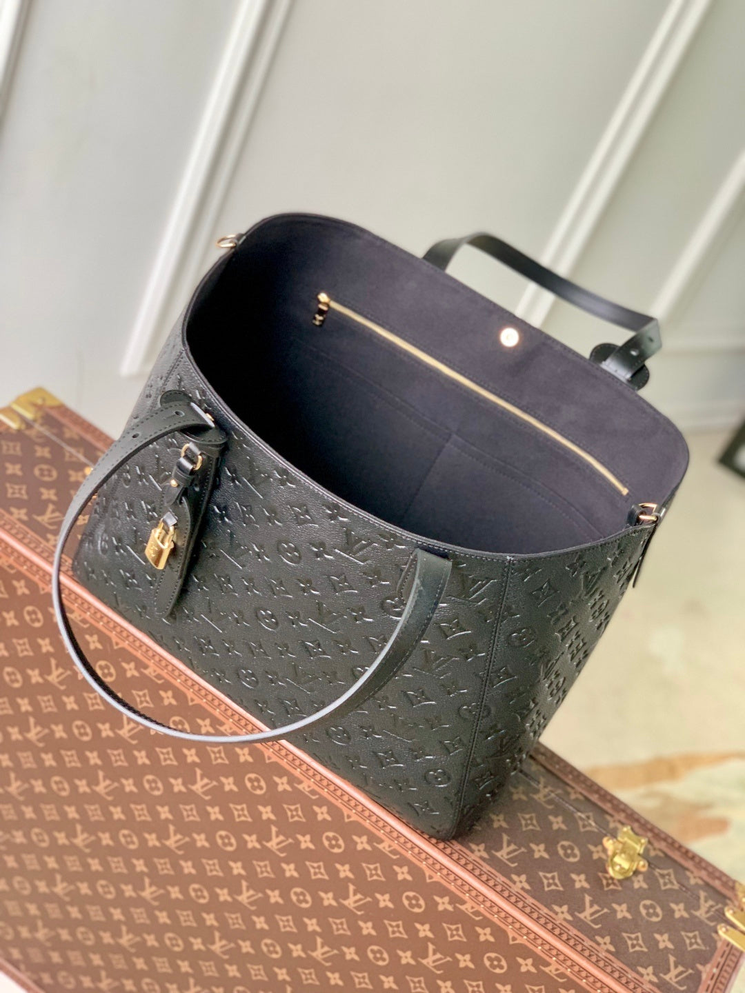 Louis Vuitton All in One MM