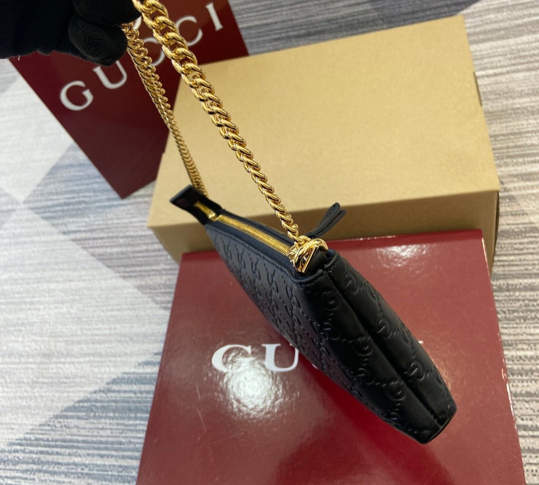 Gucci Mini Chain bag