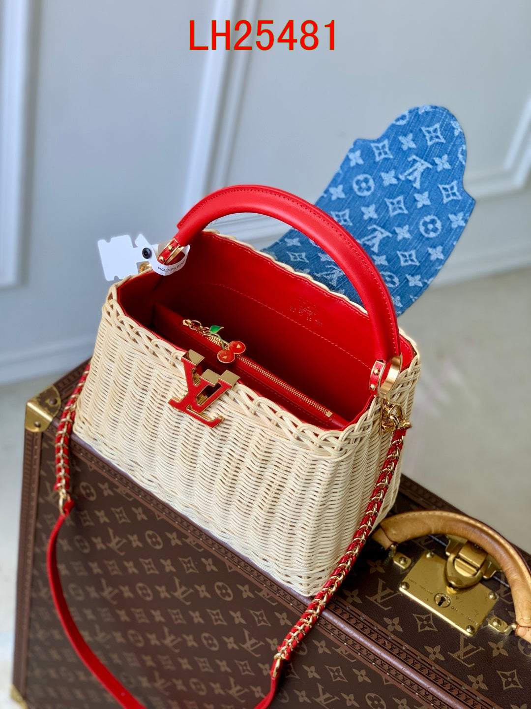 Louis Vuitton LV x TM Capucines Small