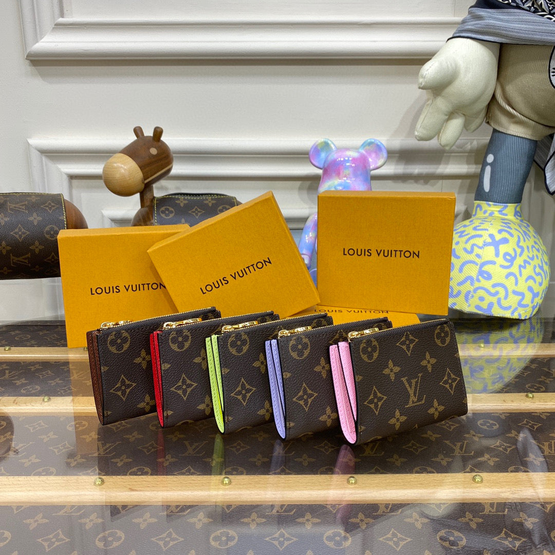 Louis Vuitton Lisa Wallet