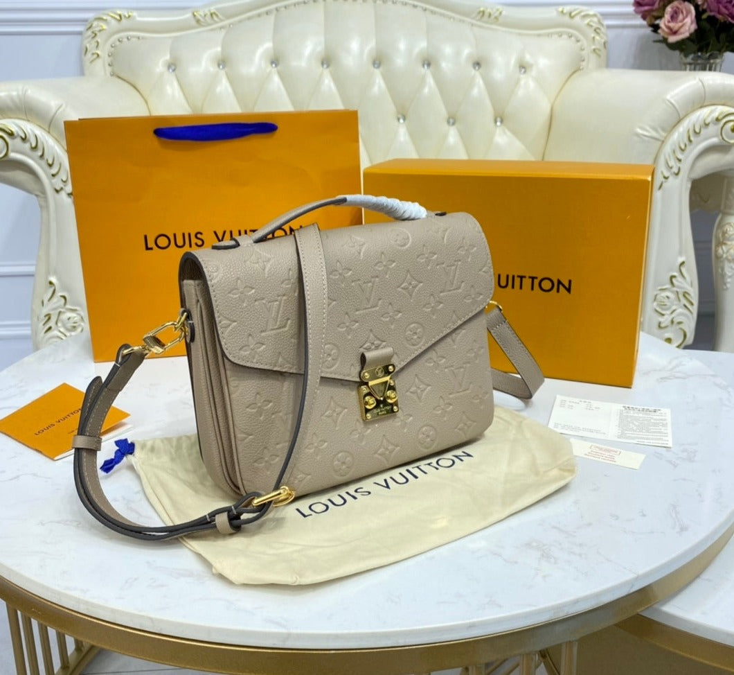 Louis Vuitton Metis Empreinte Leather