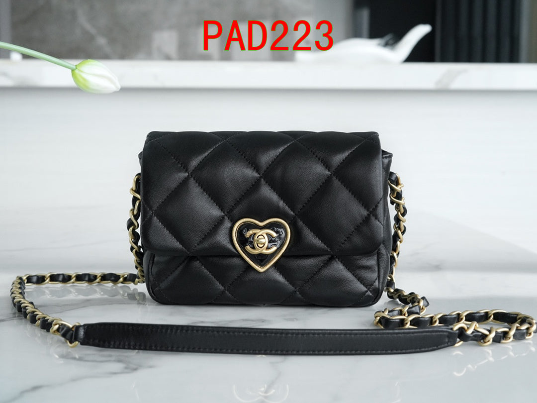 Chanel Heart Wallet On chain