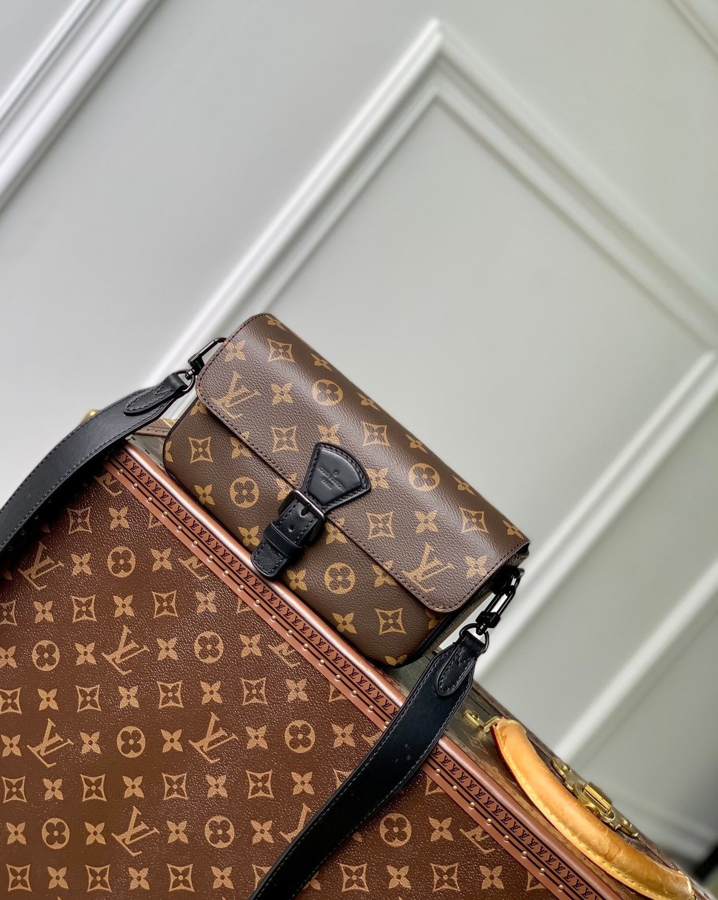 Louis Vuitton Montsouris Monogram Eclipse