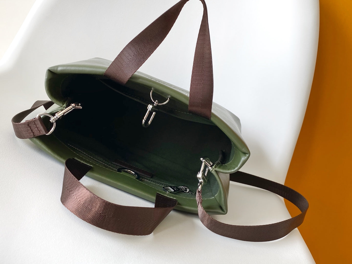 Louis Vuitton Shopper Tote MM