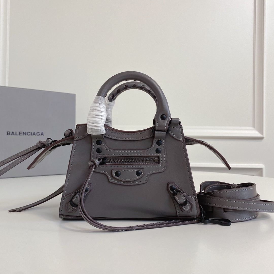 Balenciaga Neo Classic Bag